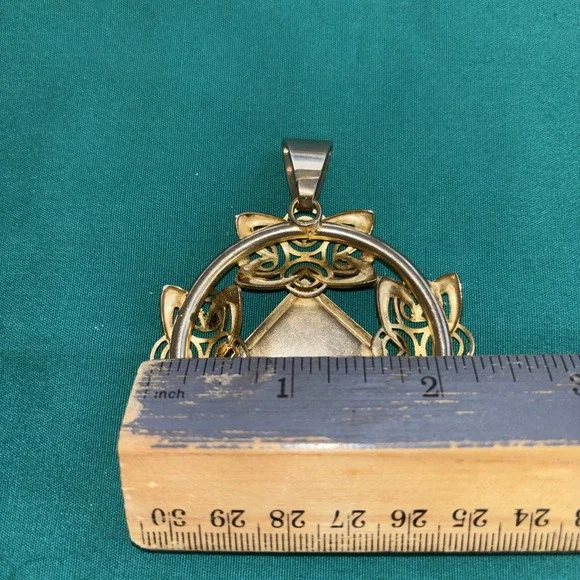 Vintage Celtic Knot Pendant Amber Colored Glass Quatrefoil Design Gold Toned - Picture 3 of 4